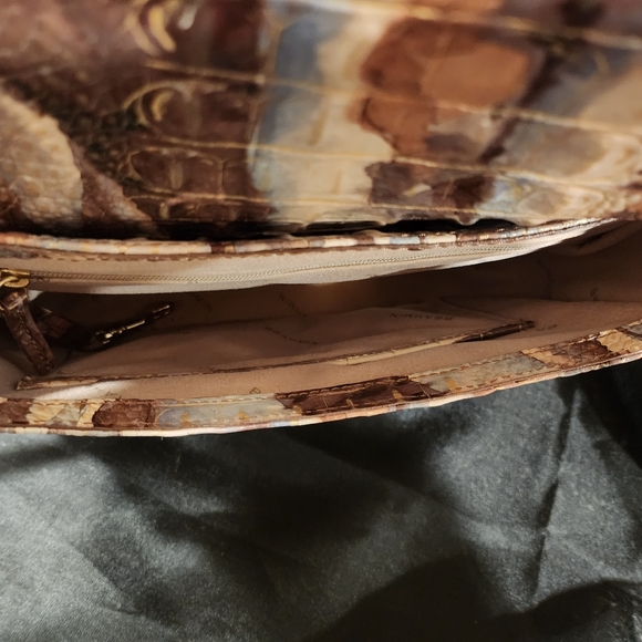 Purse - Picture 4 of 5